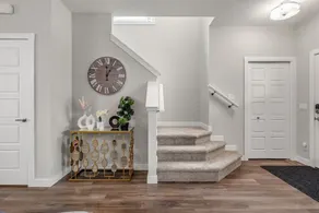 Extra Large House with AC, Banff Access, Sleep 12, BBQ, 4 Bedrooms & 2 Sleeper Sofa Beds - Image 2