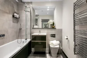 Luxurious 2 bed Flat in Greenhithe - Image 2