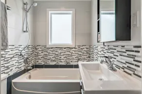Renovated 3BR Character Home in the heart of Calgary - Image 2
