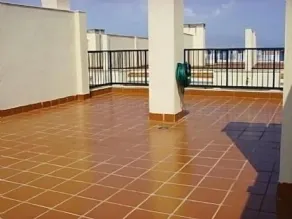 2 bedroomed, penthouse Apartment with sea and mountain views - Image 3