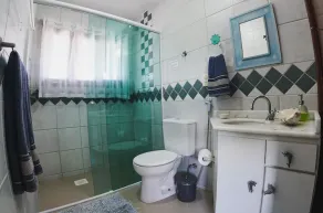 House or studio on the beachfront in Guarda do Embaú, SC - Image 2