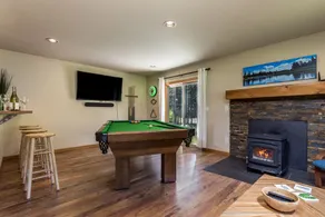 RiverBend House - near Sunriver & Mt Bachelor, community dock & pool, pool table - Image 2