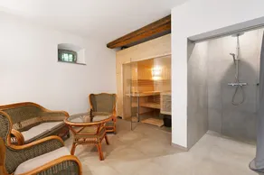 Ferienwohnung \"Altes Pfarrhaus - Suite\" mit Gemeinschaftsterrasse und WLAN - Image 3