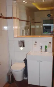 4 Bedroom Gorgeous Home In Berlin - Image 4