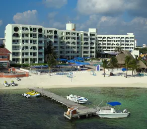 Aquamarina Beach Hotel - Image 4