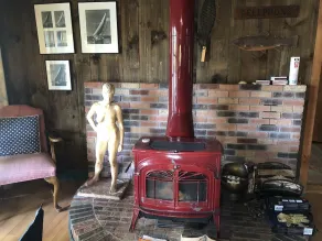 'Waters Edge' Romantic Cottage-Dogs Welcomed - Image 2