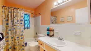 A Hidden Gem Duplex 2 bedrooms, 1.5 bathroom - Image 3