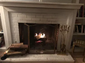 Tryon Love 2 min walk to downtown. Wood fireplace. Monthly rentals only. - Image 2