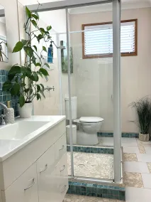 Shellharbour Beach Cottage - Caminhe para South Beach - Image 3