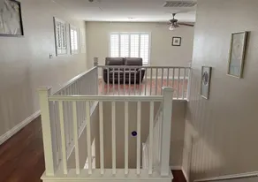 4 BR centrally located House - 10 Minutes From The Strip - Image 2