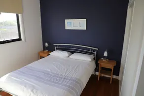 Ocean 2 Bay Views Beach House - with free Wi-Fi - Image 5