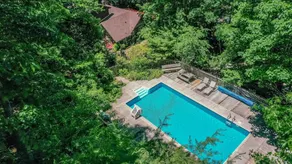 Tucked Inn - Image 4