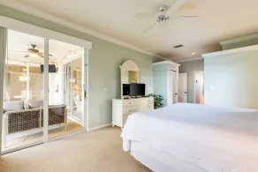 Private Pool, Pond Views, & Bonus Lounge in Gated Naples Community Drive to Dining & Sand - Image 5
