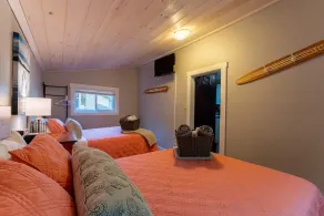 Lake View Cabin in Alton Bay Now featuring Lake Access, AC/ TV/ WiFi - Image 4