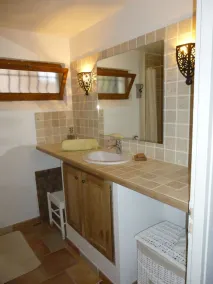 Belle maison familiale avec piscine, intimité totale et vue sur le Lubero - Image 4