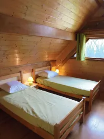 Chalet over Lake Boreon - Image 3