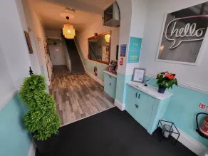 Beach Hotel Torbay B&B - Image 2