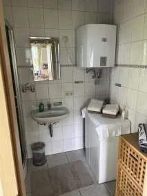 Idyllisches Ferienhaus im Grünen mit viel Platz - Image 3