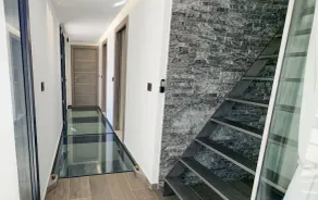 Beautiful modern villa with swimming pool and jacuzzi in absolute calme - Image 2