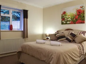 3 bedroom accommodation in Llandrindod Wells - Image 5