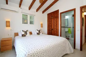 Casa Lydia.  Lovely villa with private pool and gardens.  Sleeps 6.  Moraira - Image 4