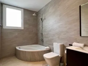 Casa Mas Ambros con piscina desbordante - Image 2