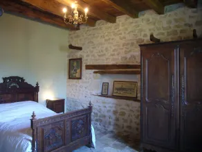 Quiet Gite In Château Grounds in Rural Charente, With Pool And Access To Park - Image 5