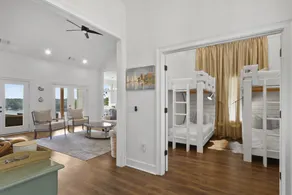 High Cliff Hideaway Tranquil Waterfront Lake Tuscaloosa Home - 20 minutes to UA - Image 3