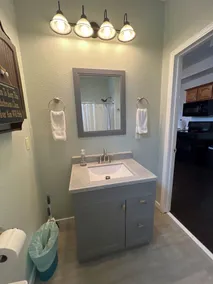 4 Bed 2 Bath Czech Village Cedar Rapids - Image 3