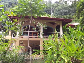 Oceanfront rentals at Beach House Incognito - Image 3