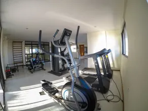 Apt siguiente a la playa con piscina y gimnasio en la mejor zona del pueblo. - Image 4