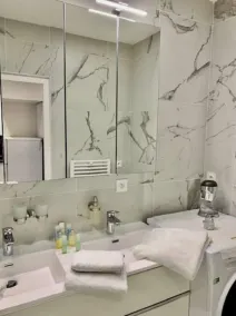 New Luxury Apartment in the Heart of Grenoble- Modern, Bright, Absolute Comfort! - Image 5