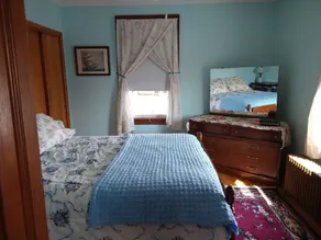 RIVERFRONT: HITS, Bard, Woodstock, Kingston from spacious enchanting 3 BR house - Image 4