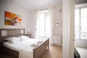 Appartement familial dans un quartier authentique et son marché ouvert - Image 5