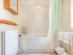 2 bedroom accommodation in Darley Bridge, near Matlock - Image 4