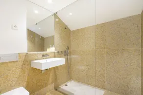 WHome Lisbon Skyline Penthouse Luxury Living View, AC & Elevator - Image 3