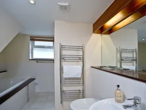 The Cottage - Goodrington Lodge - Image 5
