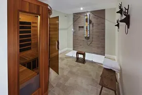 Give Your Group Affordable Luxury - Image 3