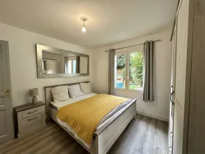 Appartement avec terrasse, 2 chambres, parking privé, à 2km de la plage - L'Île-Rousse - Image 4