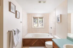 Condo close to cross-country trails, golf, town amenities, ski resorts - Image 3