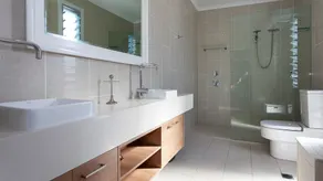 A moderna casa de praia de Marcoola em uma localização perfeita - Image 2