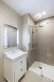 Belle villa avec piscine, accès direct à la mer - Image 5