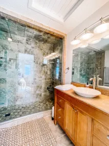 Dune Haus - Oceanfront w Hot Tub, Private Beach - Image 2