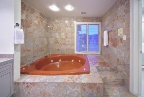 Nice Quiet Family Home - Image 5