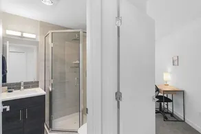 Decorated TownHome in Ballard with rooftop!!! - Image 4
