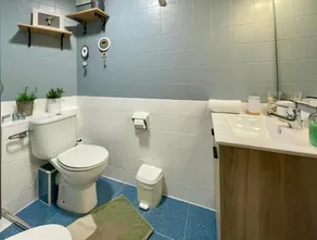 Central and only 50 meters from the beach - Image 4