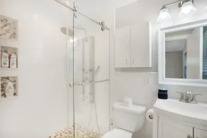 Boutique Home with Pool  - Image 2