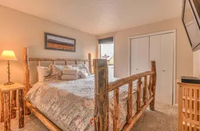 8 Abbot House er bekvemt beliggende tæt på Sunriver Village Mall. - Image 5
