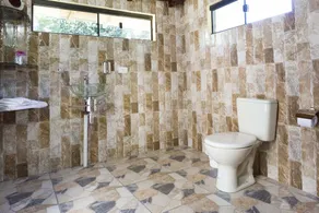 Small self-catering bungalow - Image 5