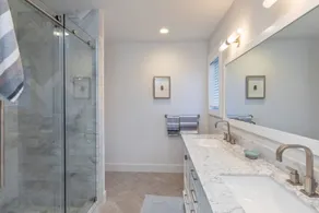 Neu gebautes East Hampton Haus in der Nähe von Stränden und Bucht - Image 4